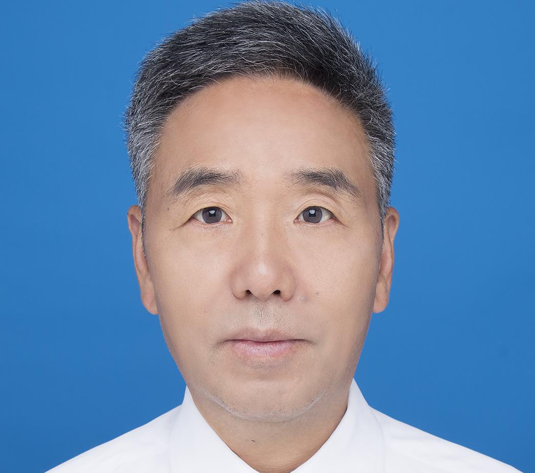 林 华