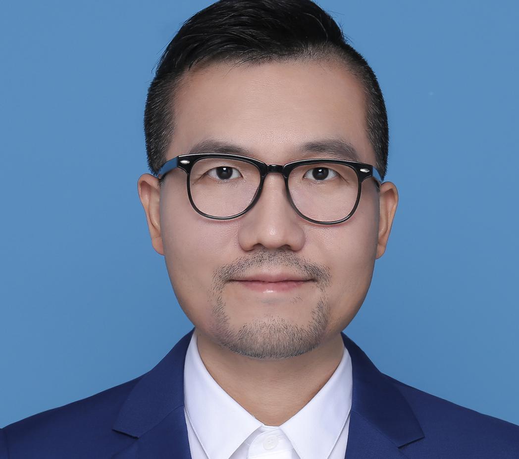 徐 炯