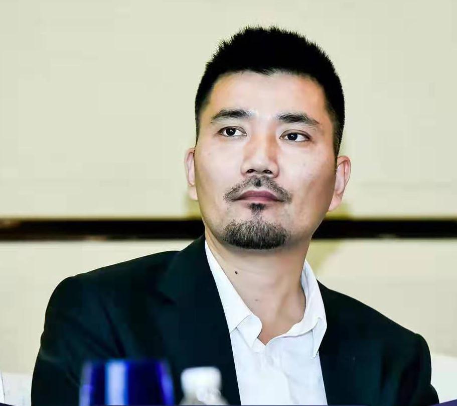 章盈元