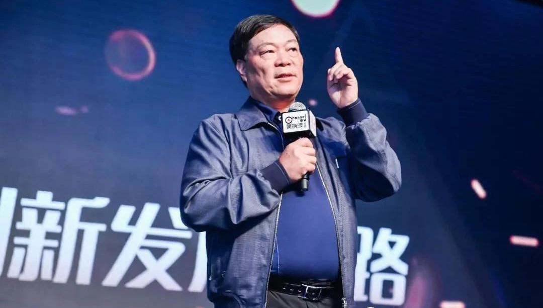 郑永刚：企业家的一生是不断自我否定的一生