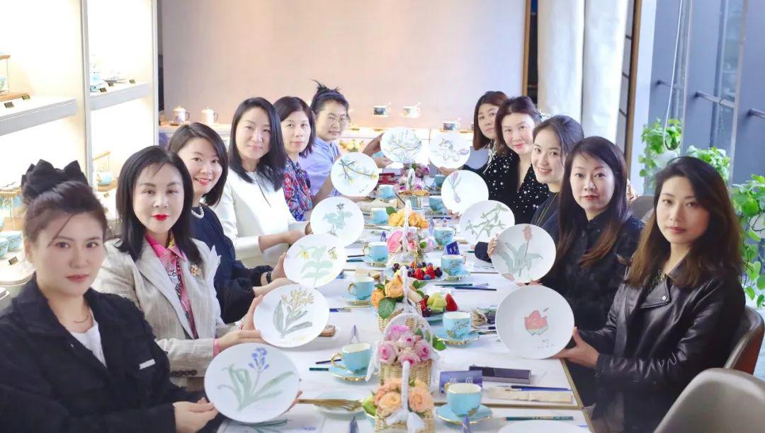 “从心”绘“国瓷”——商会女企业家联谊会走进从心国瓷永丰源活动举办