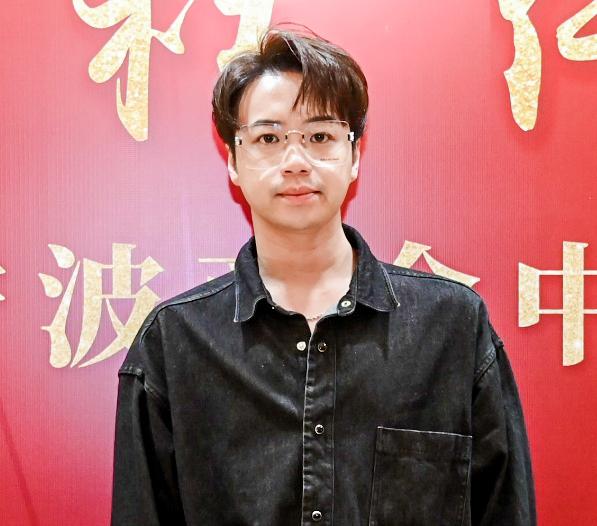 张郑涛