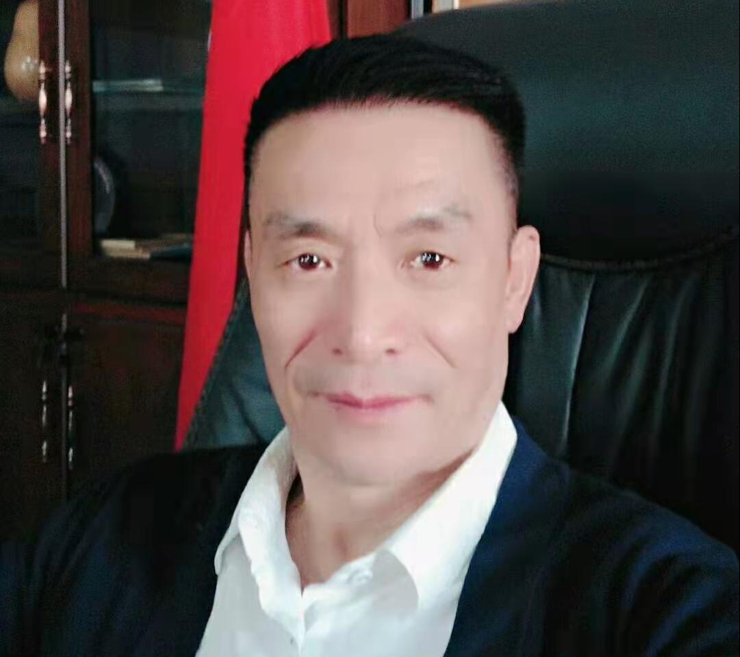 陈 红